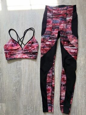 Lululemon Sweat and Repeat rare Leggings & Sports Bra Set